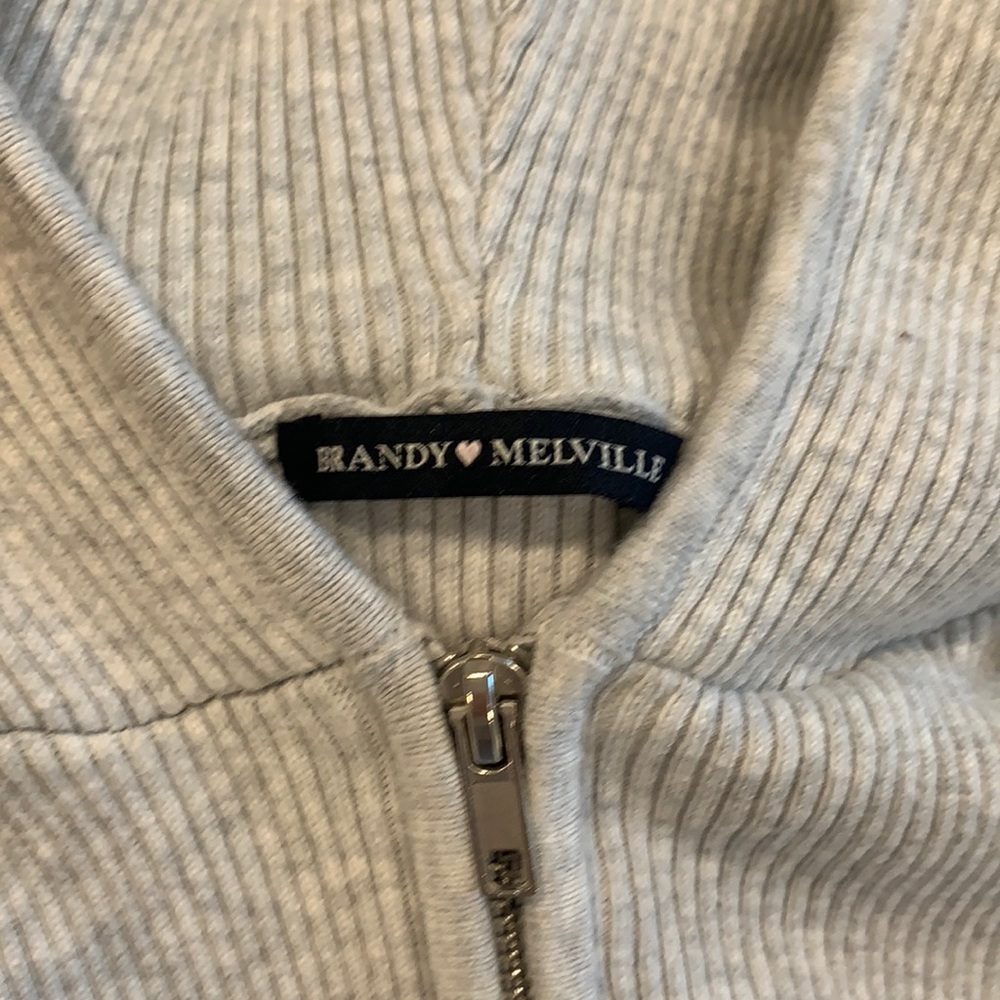 Brandy 💗Melville long sleeve crop.